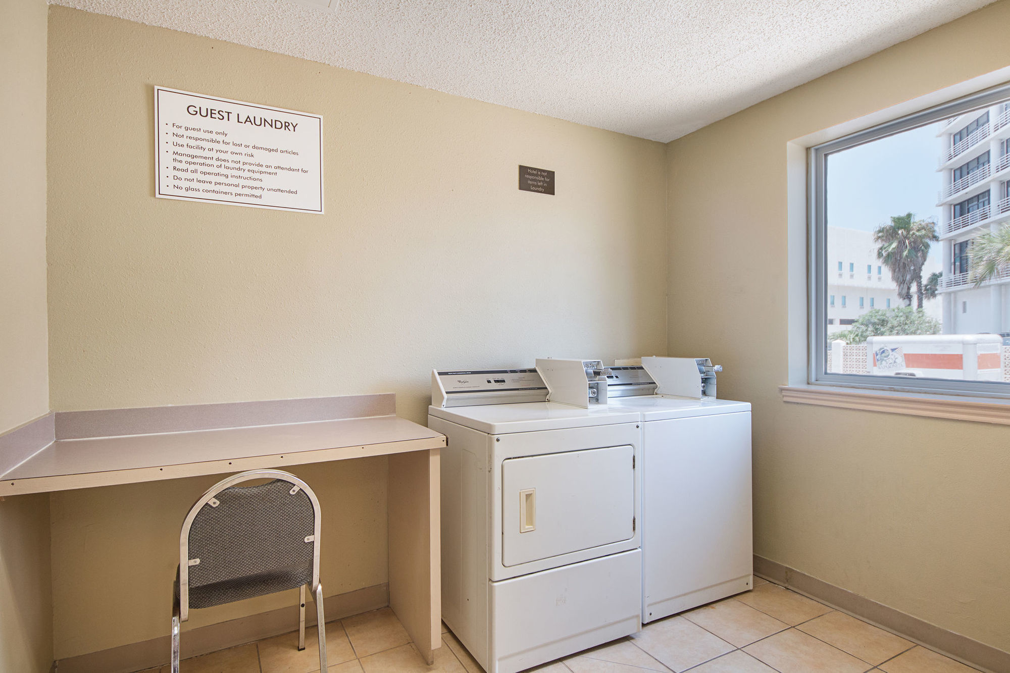 Comfort Suites Beachside South Padre Island Servicios foto