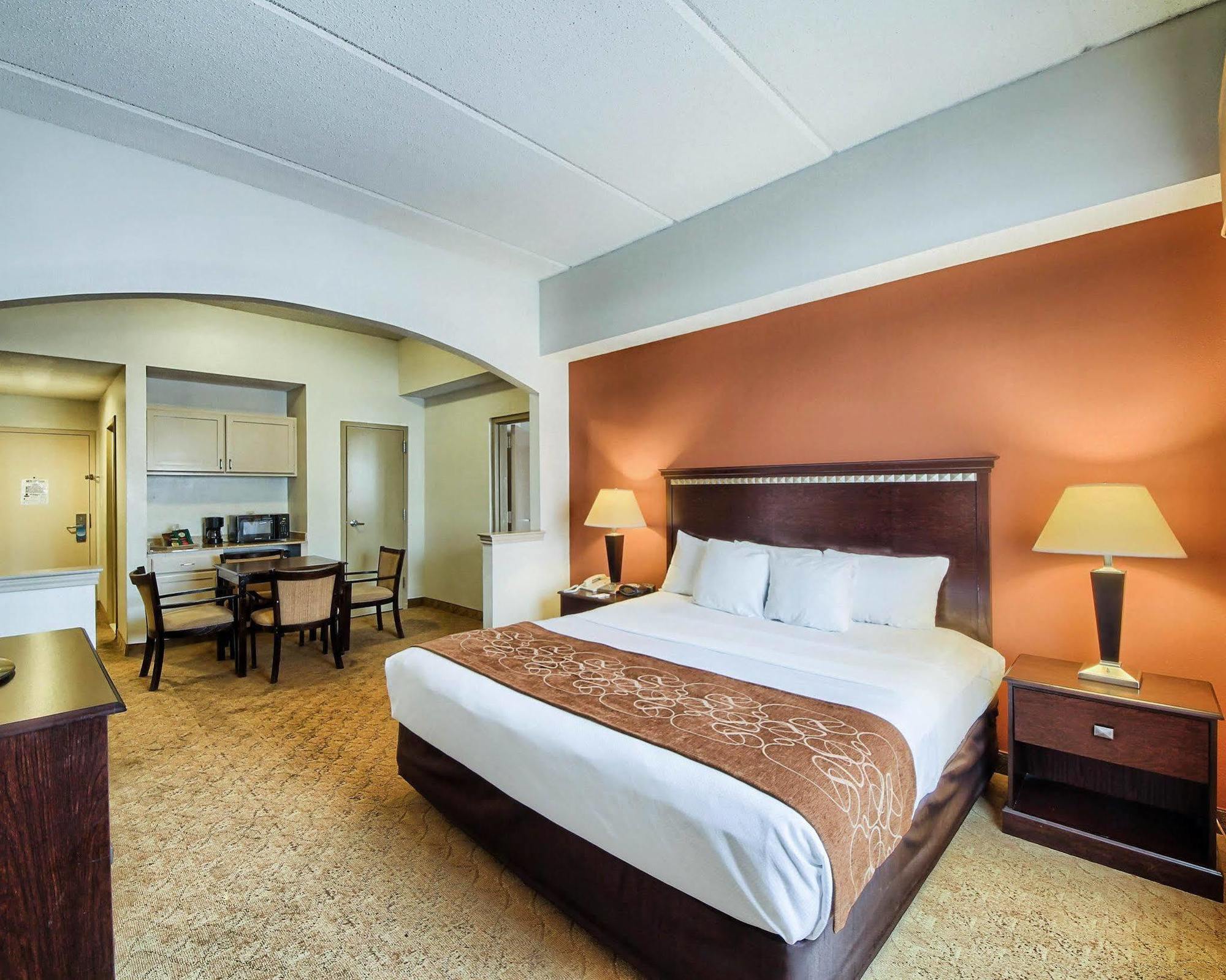 Comfort Suites Beachside South Padre Island Exterior foto